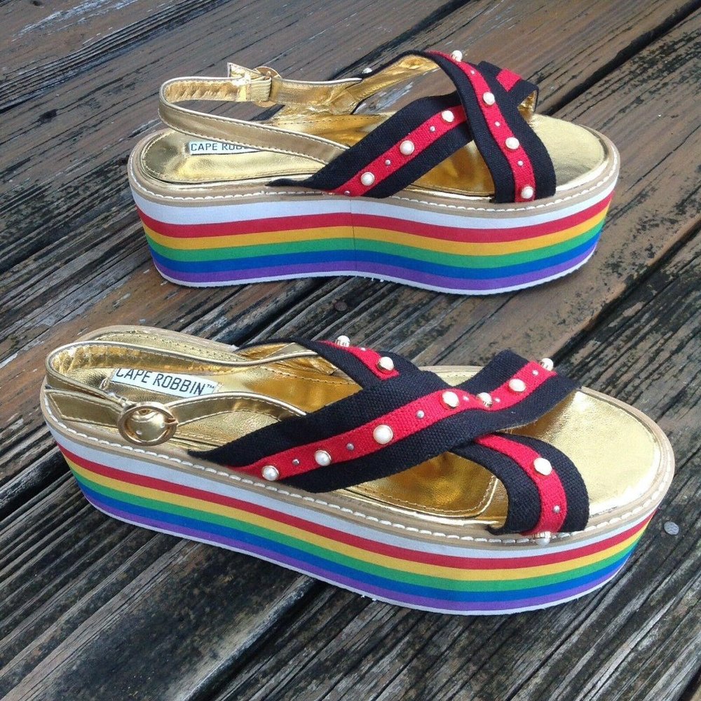 Cape Robbin Rainbow Platform Sandals 10 Strappy Stripe Wedge Heels Womens Shoes